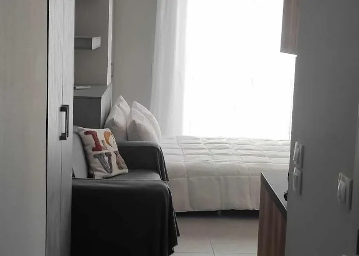 Apartment Parastaseis George's Square Patras